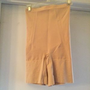 Spanx Oncore NWOT Thigh slimming tummy trimming shapewear L